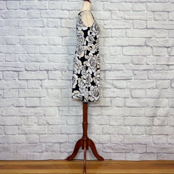 Carla Mink Black Floral Knee-Length Dress - Picture 3 of 6